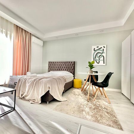 Single Room A503 Stayinn By Cosmopolis Stefanestii de Jos Exterior foto